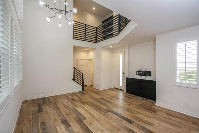 Image 7 of 41 For 2206 Element Way