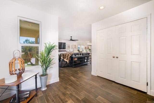 Detail Gallery Image 4 of 41 For 1023 Olive Ave, Ramona,  CA 92065 - 3 Beds | 3/1 Baths