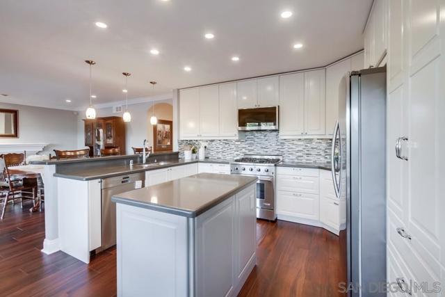13559 Chaco Ct, San Diego CA: https://media.crmls.org/mediaz/4d4593ac-bfb4-4df4-b7e1-45335565baae.jpg