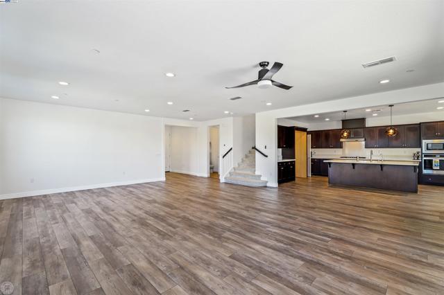 Image 13 of 60 For 17723 Griswold Ct