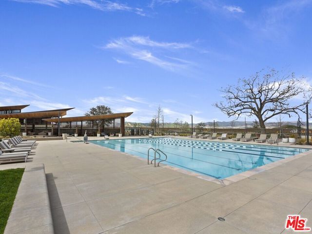 27457 Flycatcher Place, Valencia CA: https://media.crmls.org/mediaz/4d4641e1-6577-43c8-b482-1a3321c4aab9.jpg