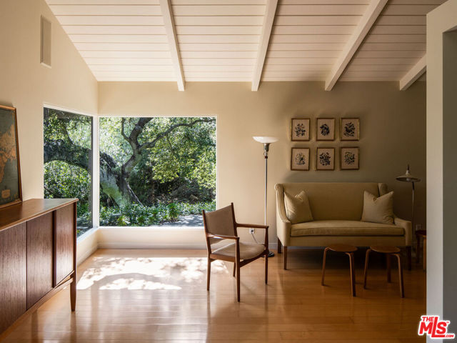 650 San Ysidro Road, Santa Barbara CA: https://media.crmls.org/mediaz/4d46d69b-49df-4ae2-9dce-d18d72d94e55.jpg