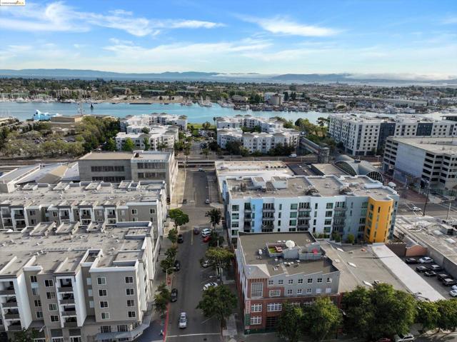 201 3rd St Unit 102, Oakland, California 94607, ,Commercial Sale,For Sale,3rd St Unit 102,41068775