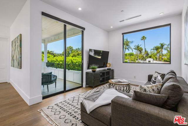 Image 25 of 50 For 5412 Aldea Avenue