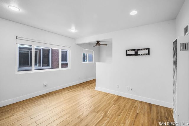 Image 12 of 25 For 1792 Missouri St  Unit 9