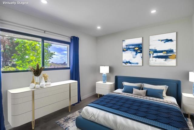 3319 Caminito Eastbluff, La Jolla CA: https://media.crmls.org/mediaz/4d4d3e95-73ec-4e2c-80c4-0b21cfd35341.jpg