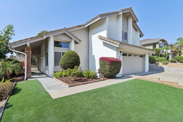 12880 War Horse St, San Diego CA: https://media.crmls.org/mediaz/4d4de49a-bd0e-44e2-8c43-5b6518726496.jpg