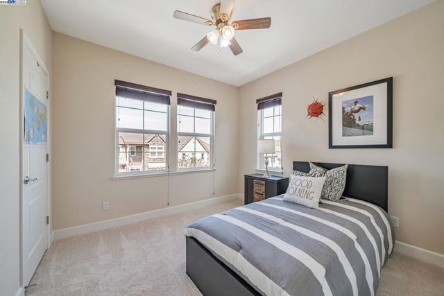 Image 42 of 60 For 6811 Syrah Dr