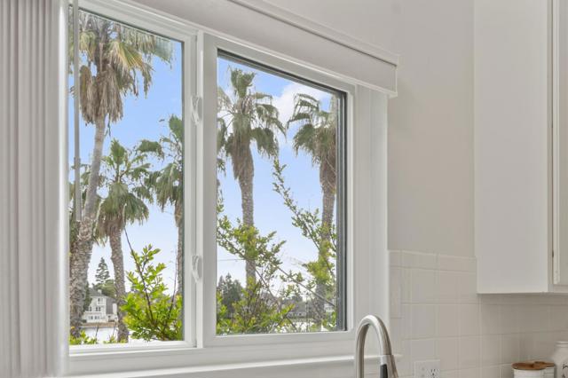 918 Beach Park Boulevard, Foster City CA: https://media.crmls.org/mediaz/4d4e1765-4734-4642-8eed-fbf5938ba197.jpg
