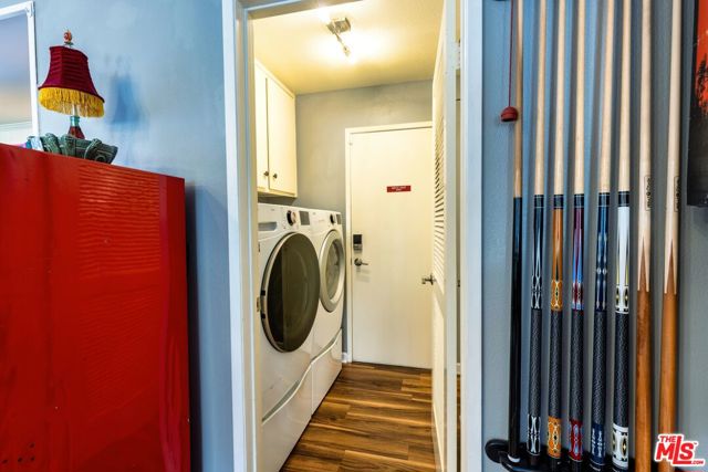 13735 Aldergrove Street, Sylmar CA: https://media.crmls.org/mediaz/4d4efd19-703a-4470-9170-b6e450e7dbd2.jpg