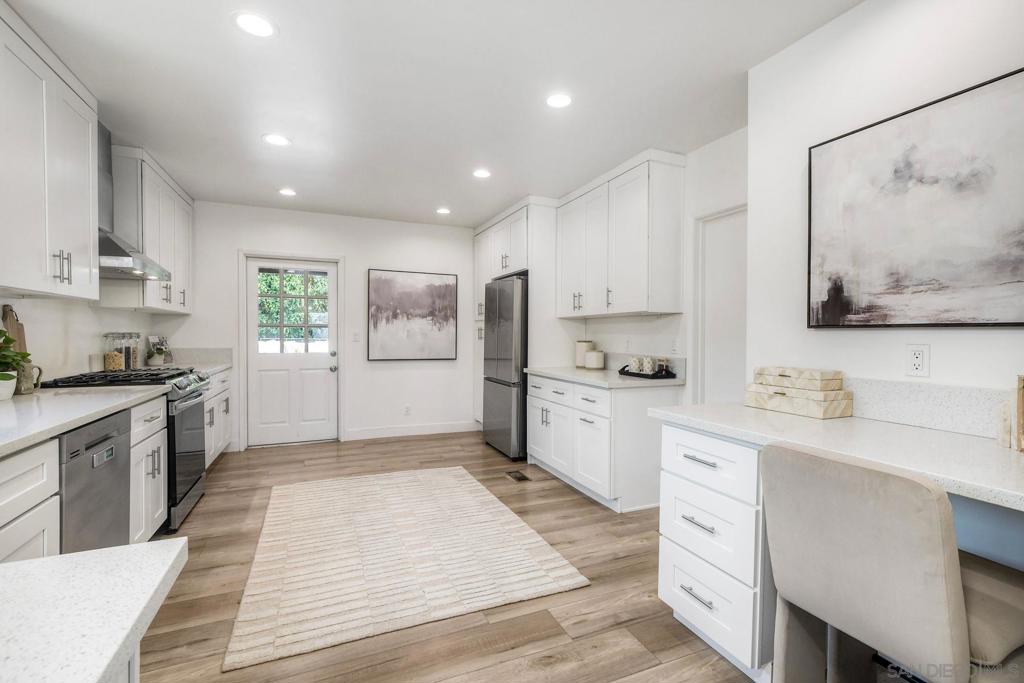 2325 Palermo - photo 12