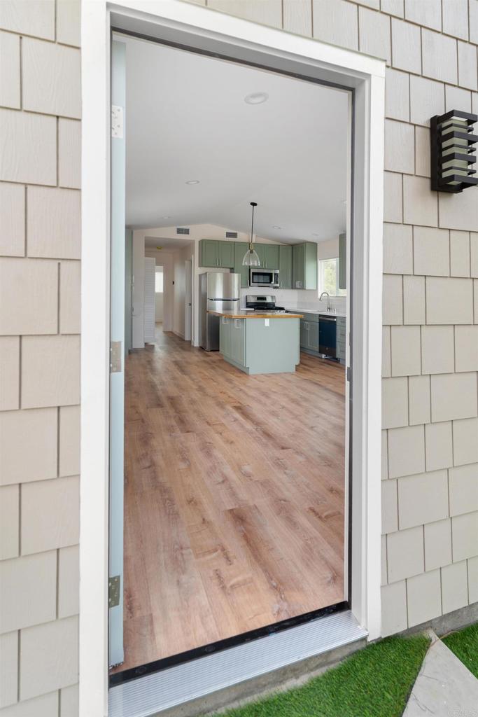 1751 Tamarack Drive - photo 2