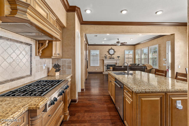 1728 Bluesage Court, Simi Valley CA: https://media.crmls.org/mediaz/4d512ac9-632f-4190-8a6a-6666c8a89421.jpg