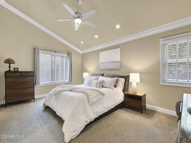 5426 Cedarhaven Drive, Agoura Hills CA: https://media.crmls.org/mediaz/4d5208fc-881f-4569-85cb-0565b4cc65ee.jpg