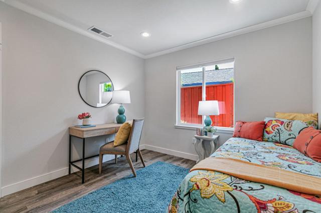 1580 Alameda De Las Pulgas, Redwood City CA: https://media.crmls.org/mediaz/4d522ac6-4617-43b9-be50-ec703c443e6f.jpg