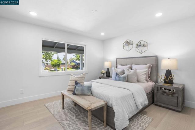4650 Regina Ln, Concord CA: https://media.crmls.org/mediaz/4d5266e2-6fa0-4f05-9a3c-29a3f7e455a4.jpg