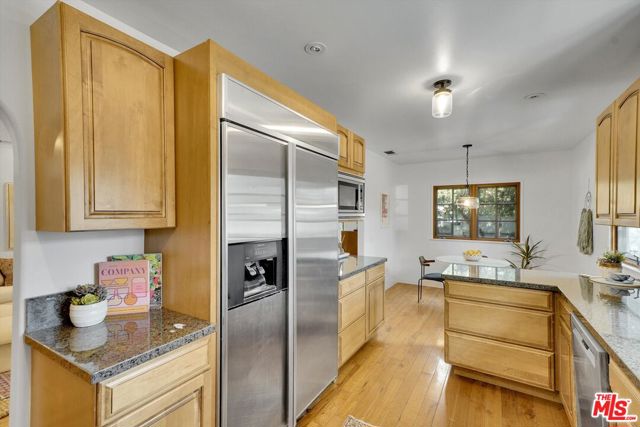 4300 Laurelgrove Avenue, Studio City CA: https://media.crmls.org/mediaz/4d52853a-7a8a-40f4-947d-aa92375c75c2.jpg