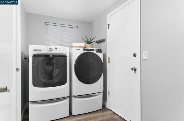 Image 33 of 43 For 23 Capistrano Ct