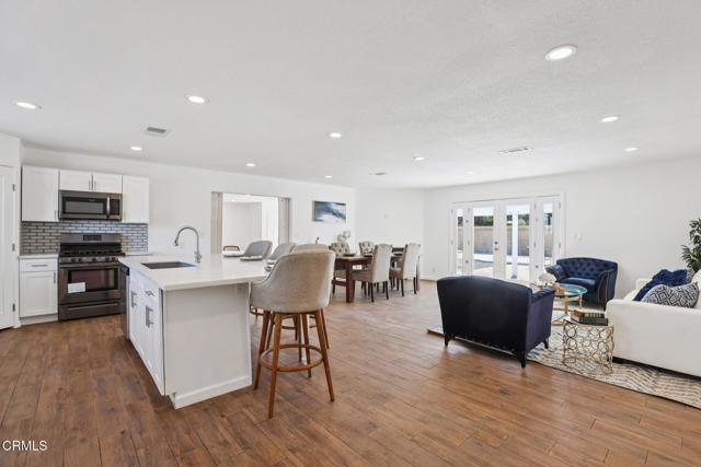 Detail Gallery Image 11 of 47 For 9242 E Avenue T 2, Littlerock,  CA 93543 - 4 Beds | 3 Baths