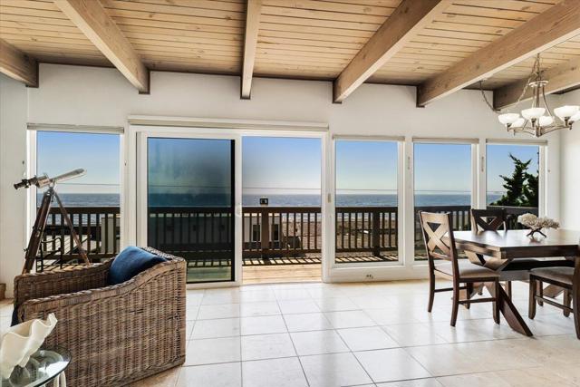 617 Beach Drive, Aptos CA: https://media.crmls.org/mediaz/4d55bba2-5867-437b-be35-f87e2b9d3d19.jpg