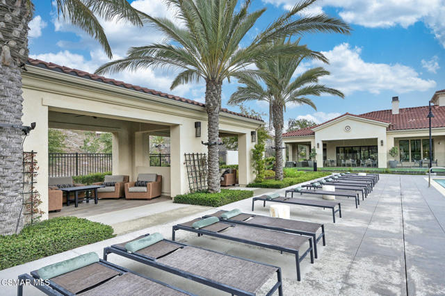 2424 Quartsite Drive, Camarillo CA: https://media.crmls.org/mediaz/4d560cc4-2d23-45ac-b88d-ec90bcf3e1f8.jpg