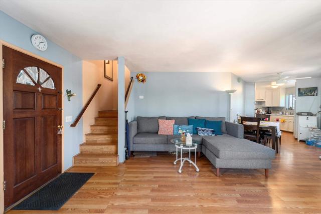 4643 Cherokee Avenue, San Diego CA: https://media.crmls.org/mediaz/4d563589-f2f6-4fc8-a3e0-21d4fe0f6e42.jpg