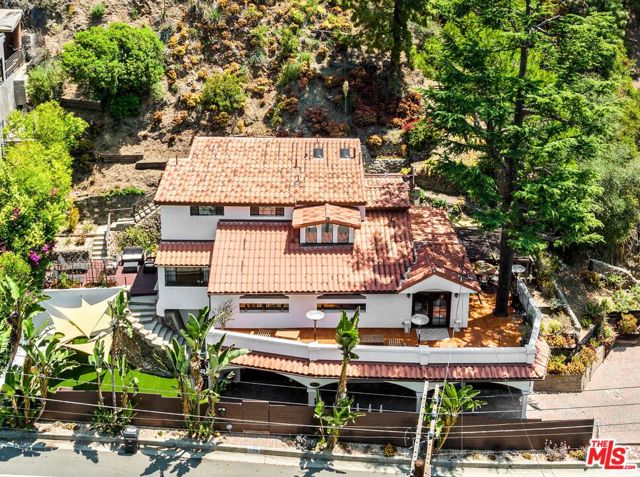 1508 N Beverly Glen Boulevard, Los Angeles CA: https://media.crmls.org/mediaz/4d567b28-7a62-4d67-ab73-2d69c9c552d7.jpg