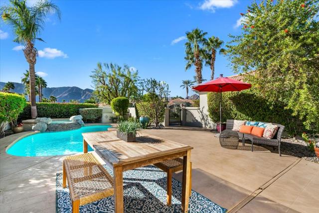 78999 Breckenridge Drive, La Quinta CA: https://media.crmls.org/mediaz/4d56a1ff-d7d6-48cd-b97e-938f976dc134.jpg