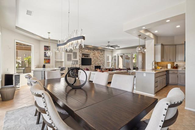 47410 Via Florence, La Quinta CA: https://media.crmls.org/mediaz/4d57ad2d-25a3-4529-8fba-5b4aef6d7e54.jpg