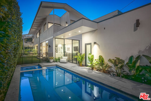 1052 Palms Boulevard photo 1