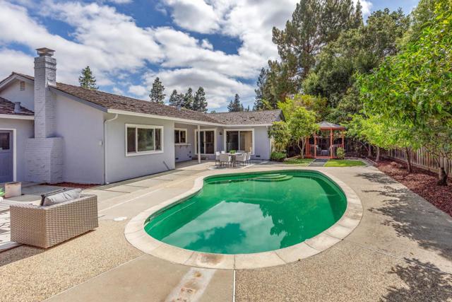 1378 Pritchett Court, Los Altos CA: https://media.crmls.org/mediaz/4d595669-1f7f-42a7-a303-535c6f46e8c5.jpg