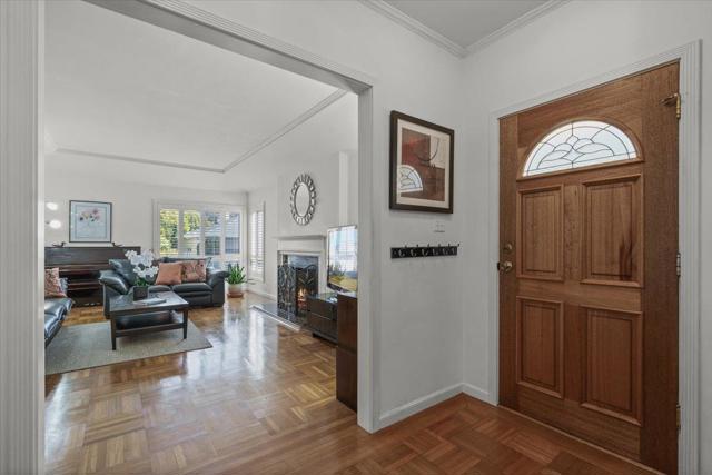 33 Escondido Avenue, San Francisco CA: https://media.crmls.org/mediaz/4d599b72-4148-4c6e-8a11-cd96b1cd29de.jpg
