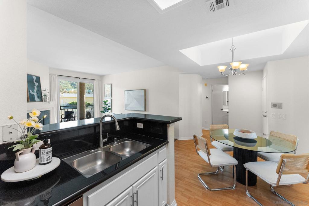 2250 Camino De La Reina - photo 9