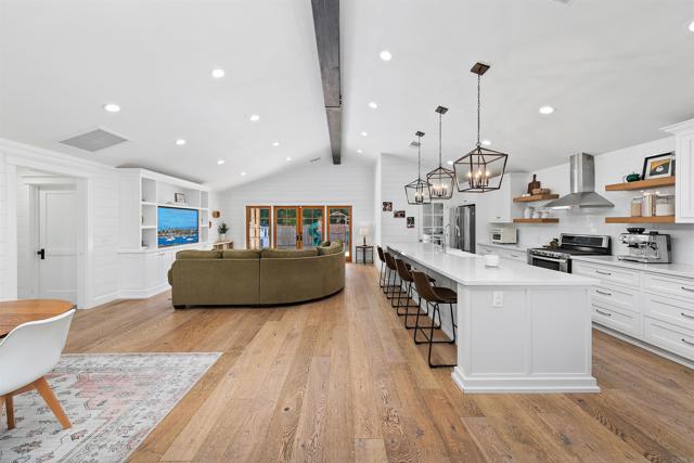 2103 Loquat Place, Oceanside CA: https://media.crmls.org/mediaz/4d5cfaab-da7d-4916-a058-3377b1245fef.jpg