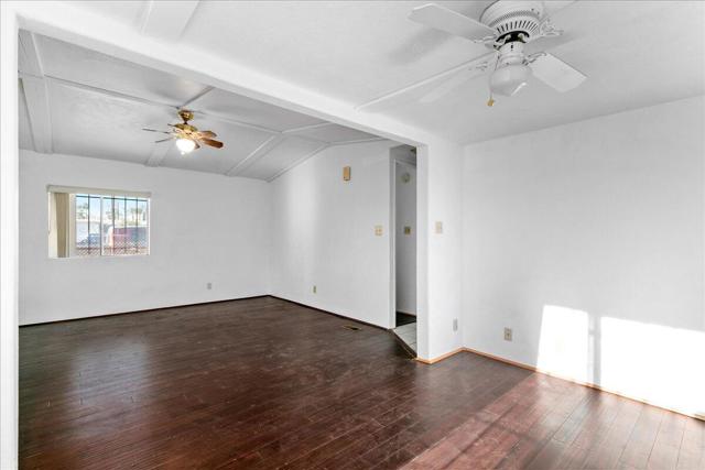 32222 Cody Avenue, Thousand Palms CA: https://media.crmls.org/mediaz/4d5d32c4-891e-45a3-a432-de8e71e1b252.jpg