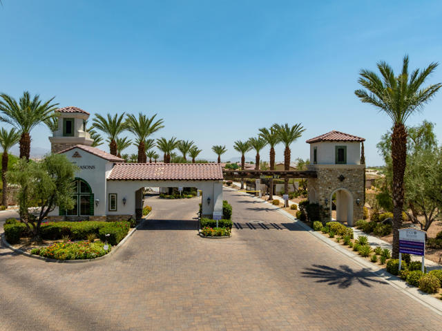 43606 Treviso Drive, Indio CA: https://media.crmls.org/mediaz/4d5d7b1c-e10a-4eab-a1a6-8354f2dae908.jpg