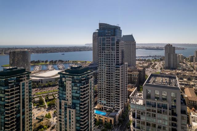 550 Front St, San Diego, California 92101, 2 Bedrooms Bedrooms, ,2 BathroomsBathrooms,Condominium,For Sale,Front St,250016829SD