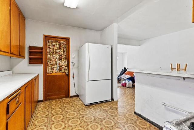 Detail Gallery Image 8 of 37 For 9732 Airport Vista, Santee,  CA 92071 - 3 Beds | 1 Baths