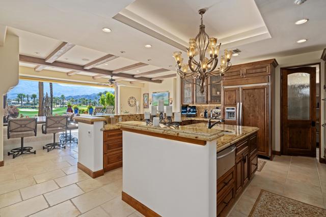 80675 Via Portofino, La Quinta CA: https://media.crmls.org/mediaz/4d5efee3-3856-4a3c-a09b-0e4b0f068347.jpg