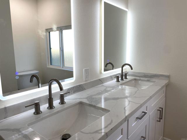 Image 4 of 11 For 2215 Bonita Street