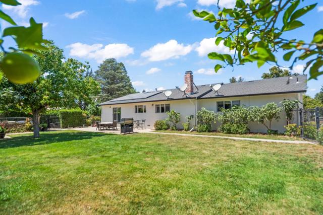 1830 Church Avenue, Gilroy CA: https://media.crmls.org/mediaz/4d5f6258-3c04-4f7a-8883-3f42e3011770.jpg