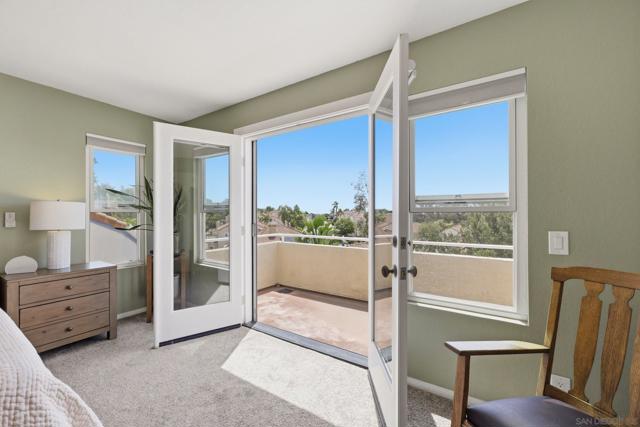 Image 24 of 51 For 11767 Scripps Cape Vista Point