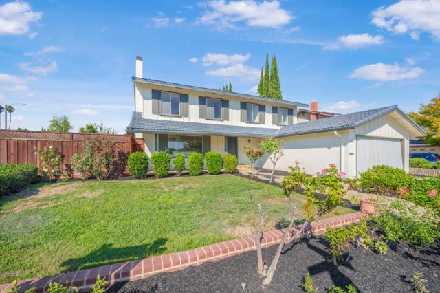 1263 Rousseau Drive, Sunnyvale CA: https://media.crmls.org/mediaz/4d60ebba-e9f1-4715-bdf2-f658c11974e9.jpg