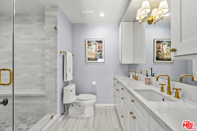 7250 Franklin Avenue, Los Angeles CA: https://media.crmls.org/mediaz/4d6209e4-3e0b-4407-bb39-0144676b66f3.jpg
