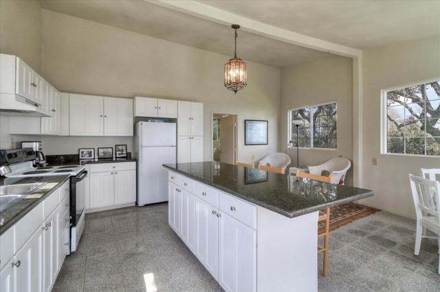500 El Caminito Road, Carmel Valley CA: https://media.crmls.org/mediaz/4d628ec8-a1a5-492a-9249-e785a4320653.jpg