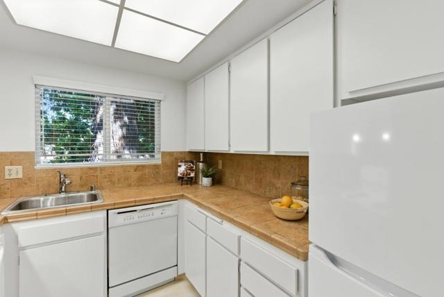 1001 E Evelyn Terrace, Sunnyvale CA: https://media.crmls.org/mediaz/4d629fed-cca7-4700-9a43-e4eb21ebd21c.jpg