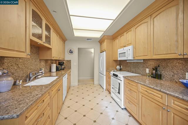 Image 7 of 44 For 5920 Horsemans Canyon  1b