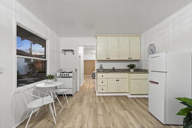 881 Richmond Avenue, San Jose CA: https://media.crmls.org/mediaz/4d63c374-ef68-4676-9260-b20ab6a26e80.jpg