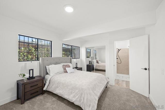 745 West St, San Diego CA: https://media.crmls.org/mediaz/4d63da49-15f2-4a65-839a-5a1fab86bf96.jpg