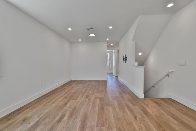 1435 El Camino Real, Santa Clara CA: https://media.crmls.org/mediaz/4d64b29a-31bf-4f40-b3b7-3f0ab7ba3d0e.jpg